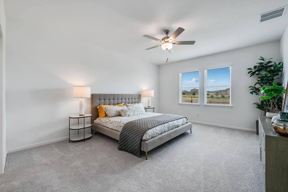 308 Crumpton WAY, Hutto, TX 78634 photo 4