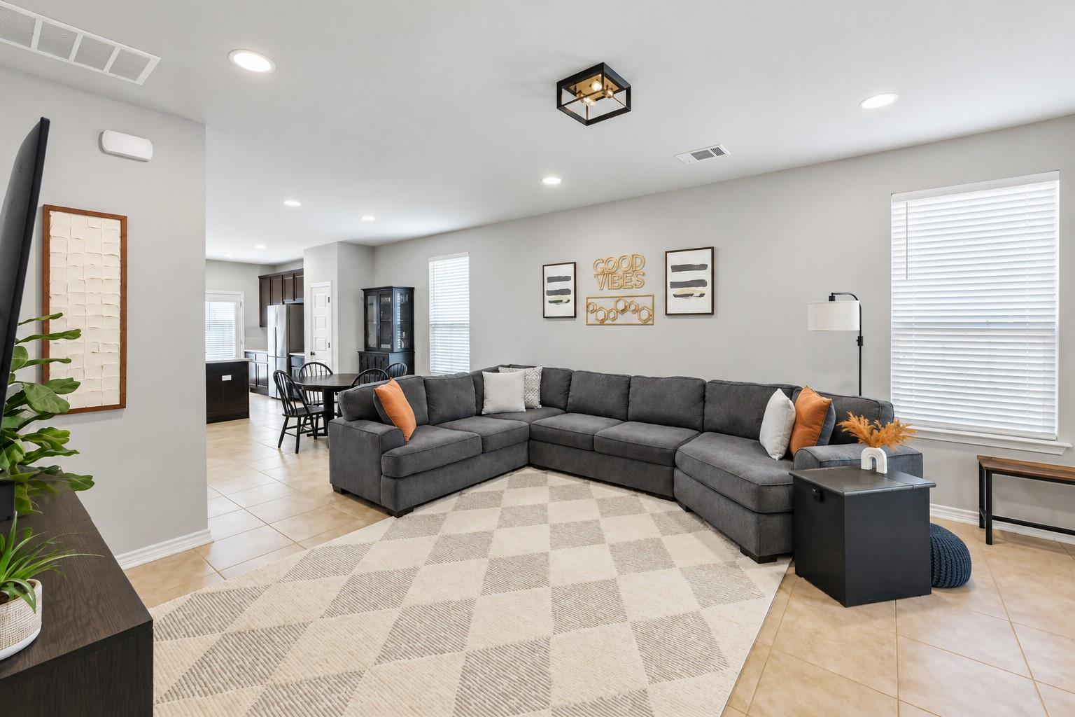1313 Hazleton CV, Austin, TX 78753 photo 4