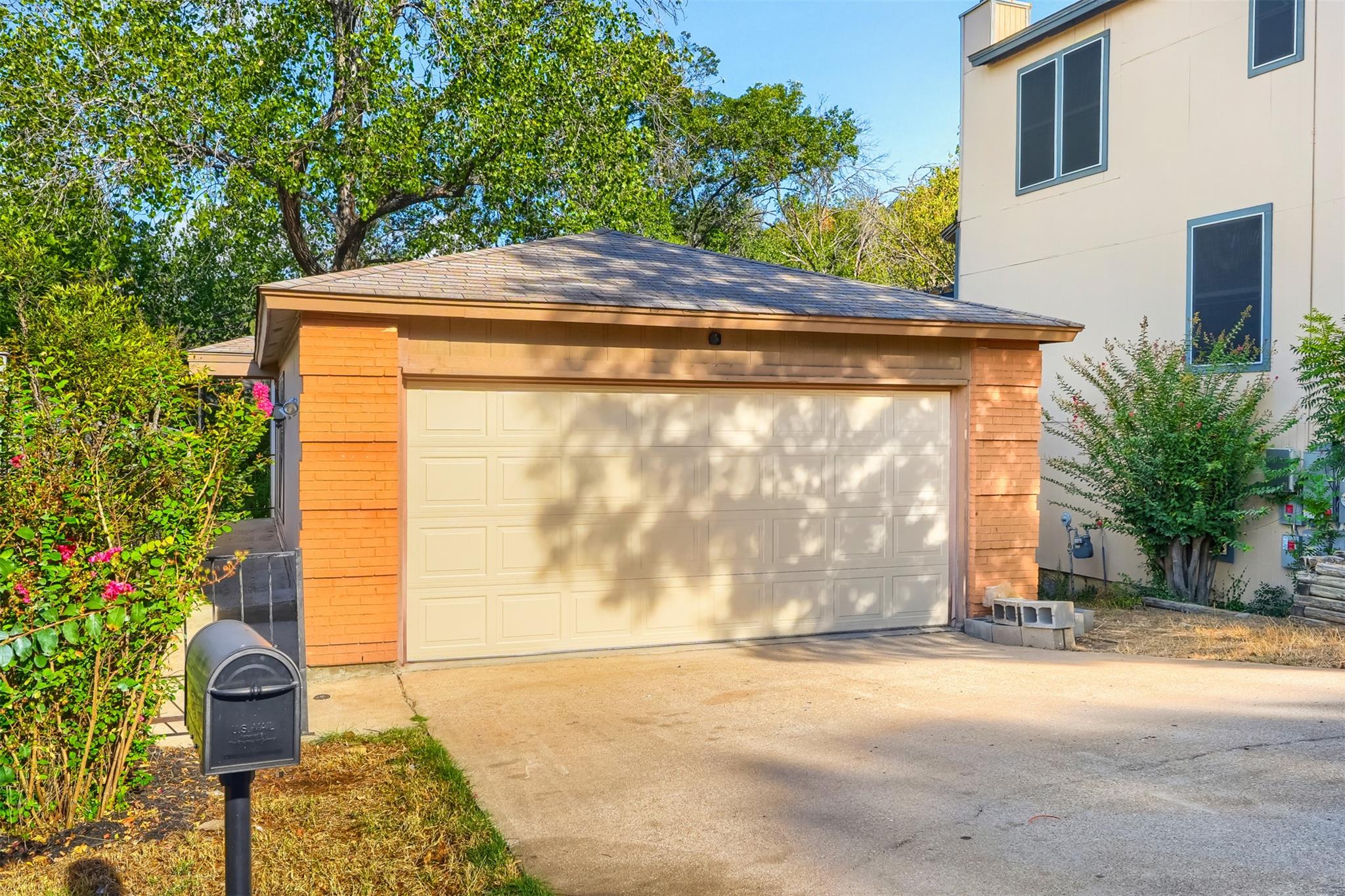 6026 Mount Bonnell CV, Austin, TX 78731 photo 3