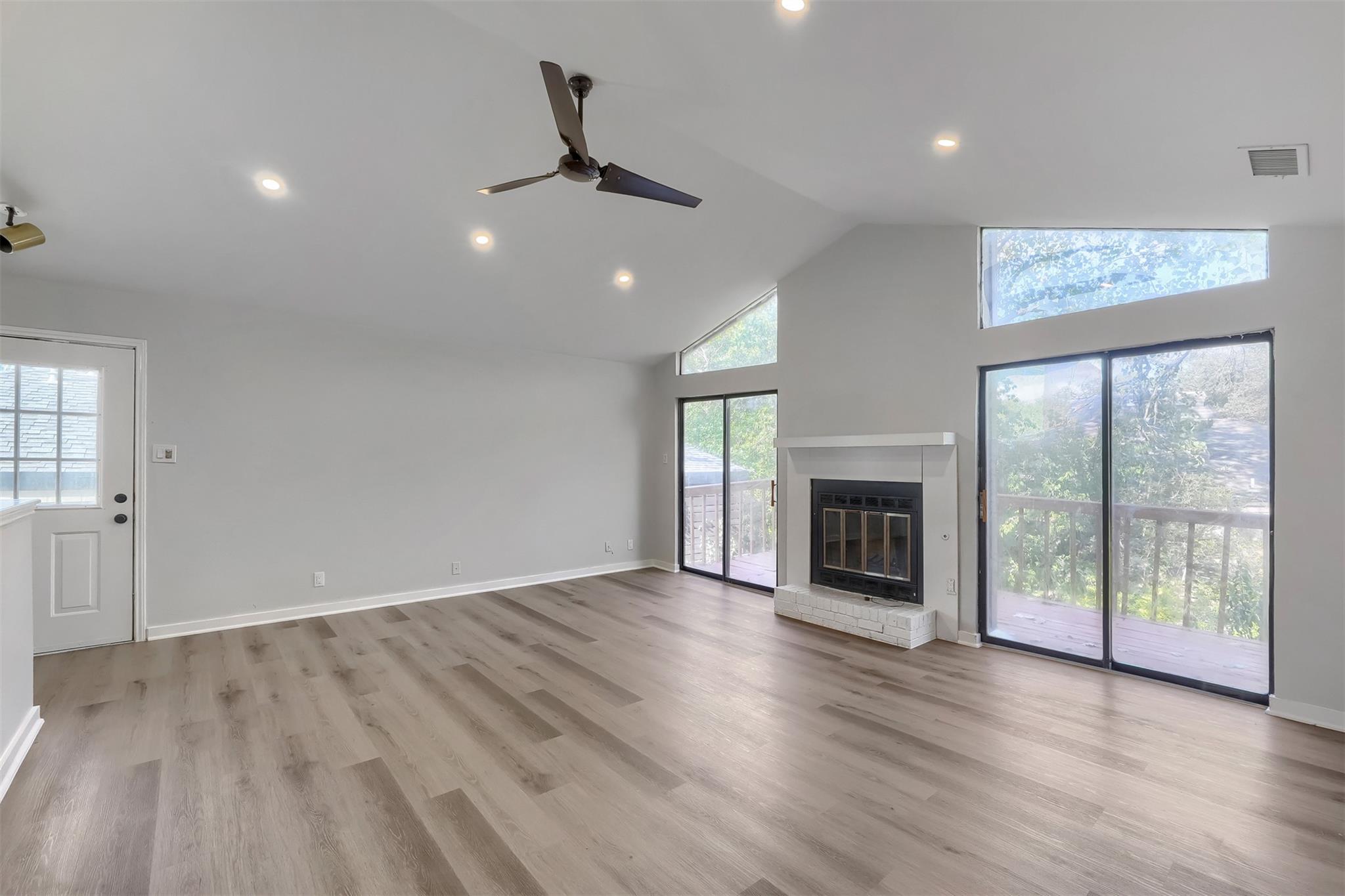 6026 Mount Bonnell CV, Austin, TX 78731 photo 4