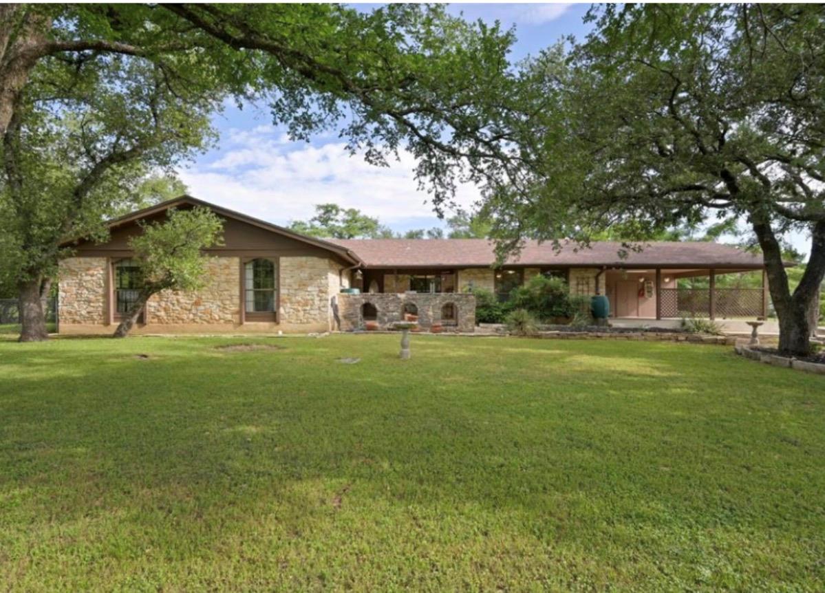 300 Sequoia SPUR, Georgetown, TX 78628 photo 2