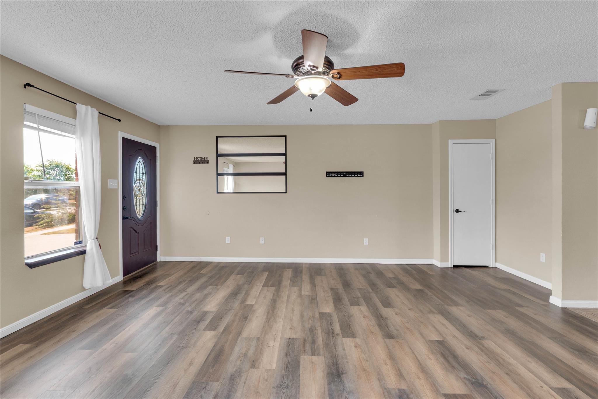 3209 Windfield DR, Killeen, TX 76549 photo 2