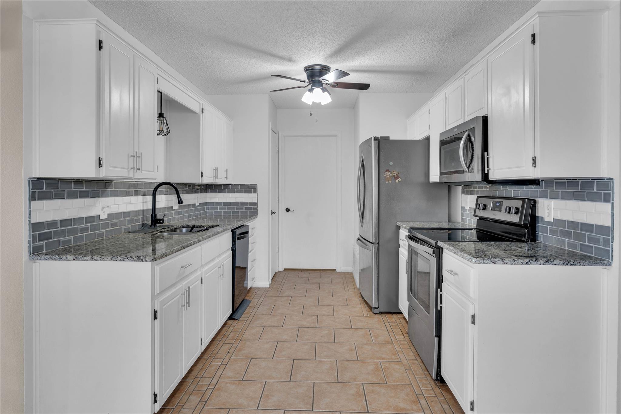 3209 Windfield DR, Killeen, TX 76549 photo 5