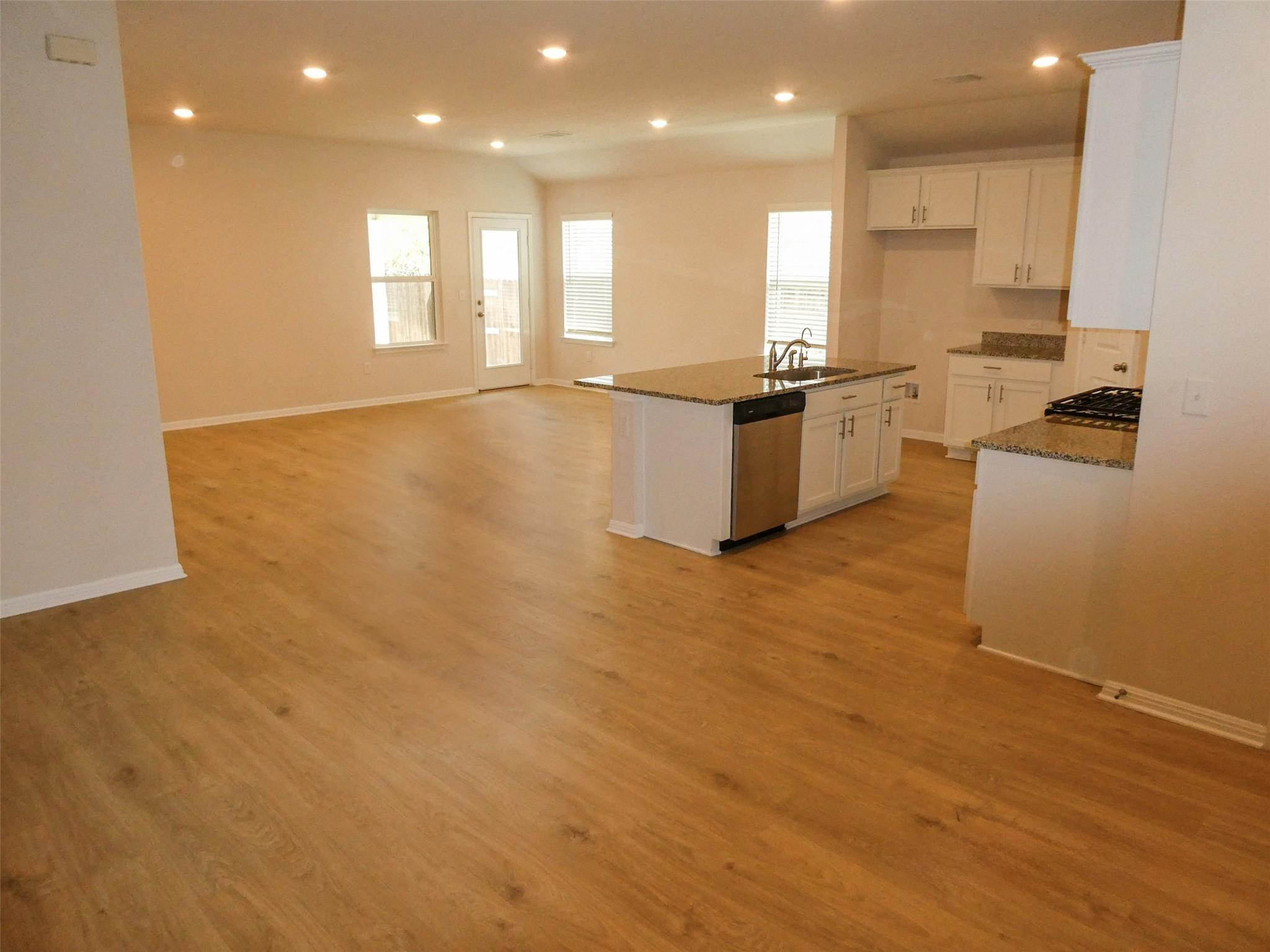 2504 INDIAN CLOVER TRL, Leander, TX 78641 photo 3