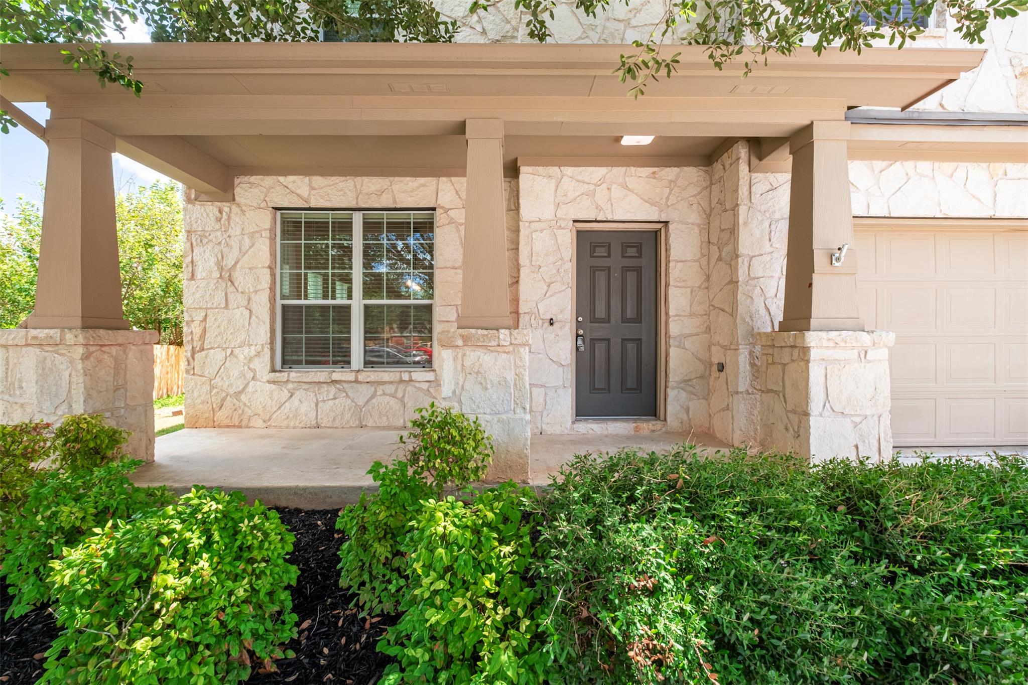 300 Blossom Valley STRM, Buda, TX 78610 photo 3