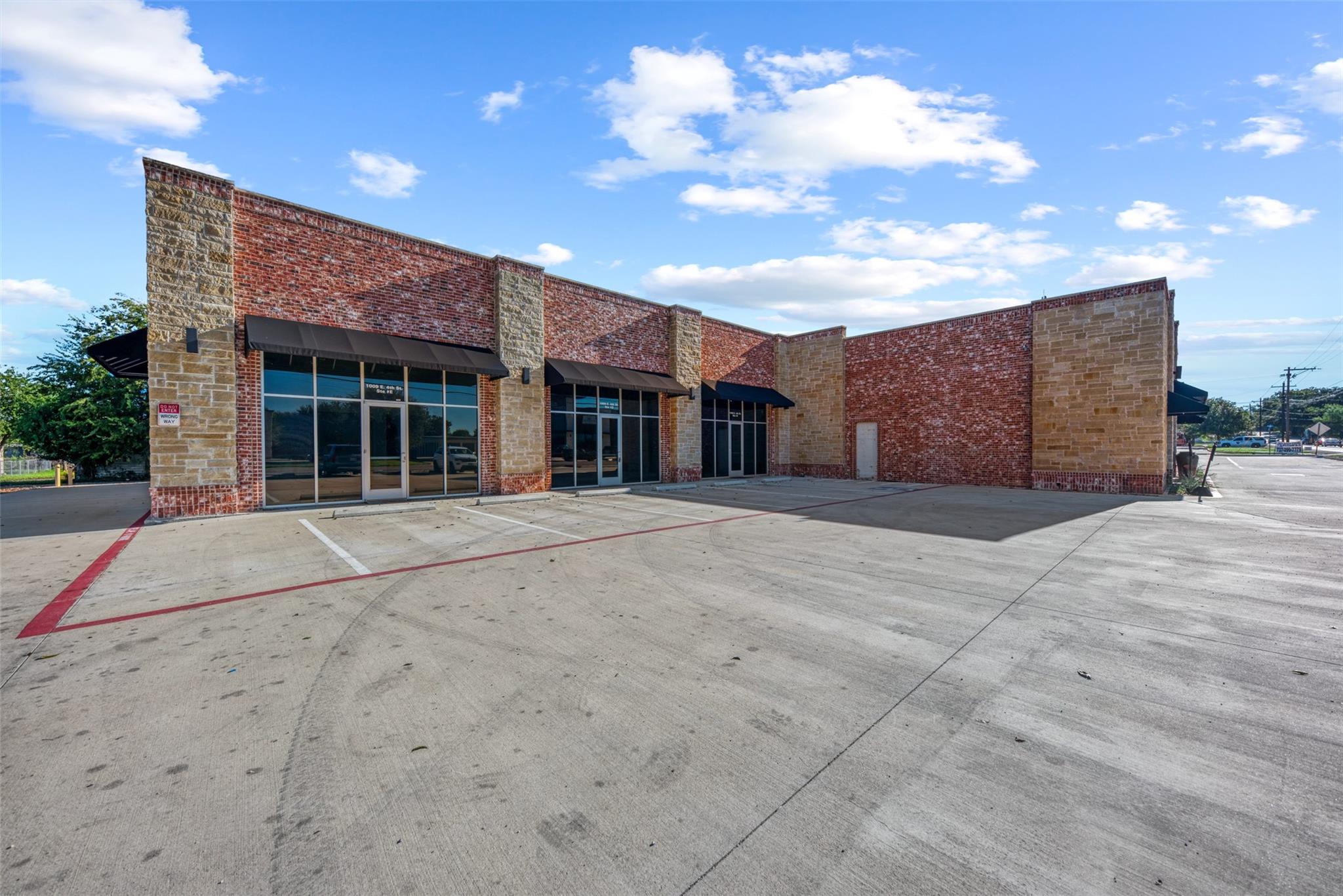 1009 4th ST #C, D, E, Lampasas, TX 76550 photo 2