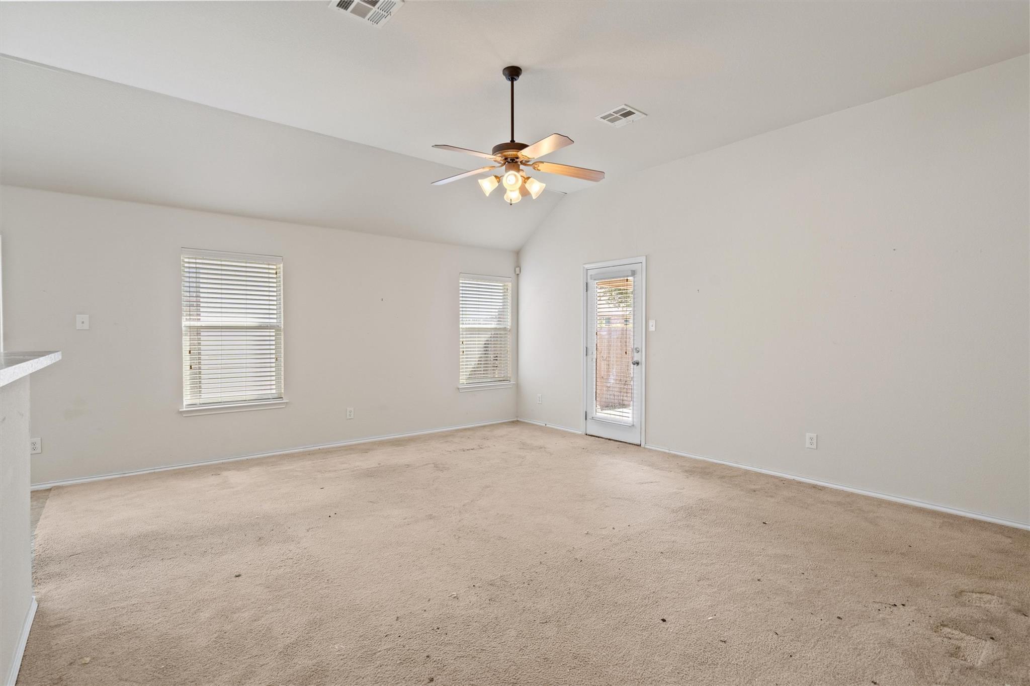 266 Willow City VLY, Buda, TX 78610 photo 4