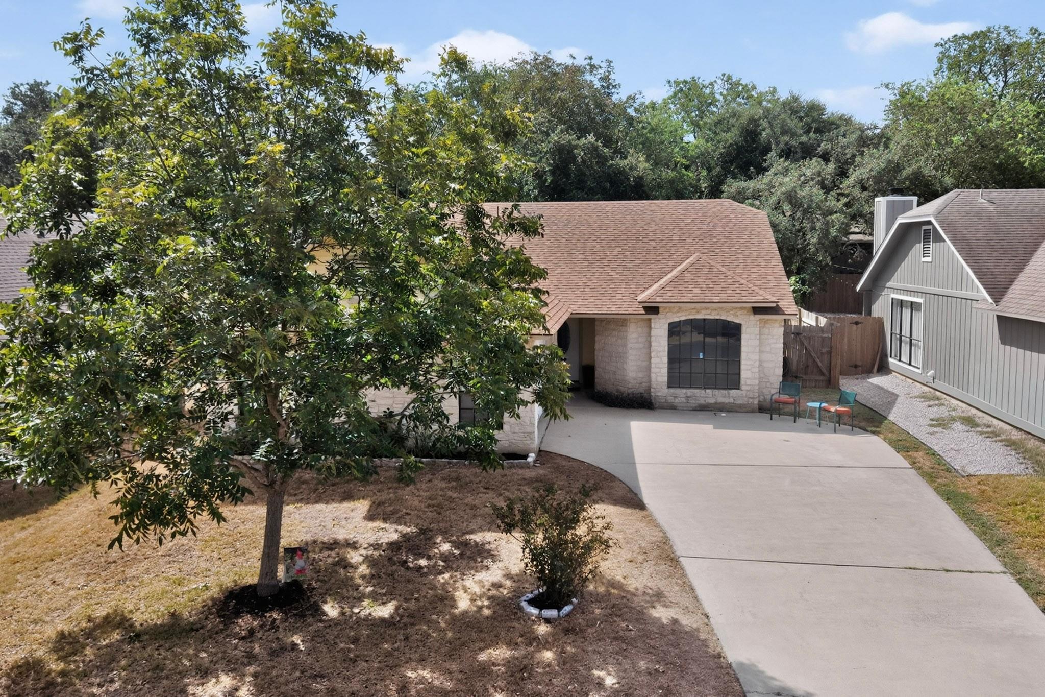 8525 Birmingham DR, Austin, TX 78748 photo 3