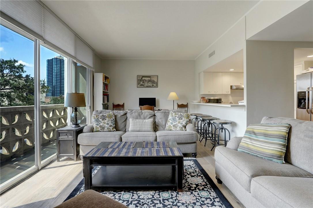 Cambridge Condo Amd