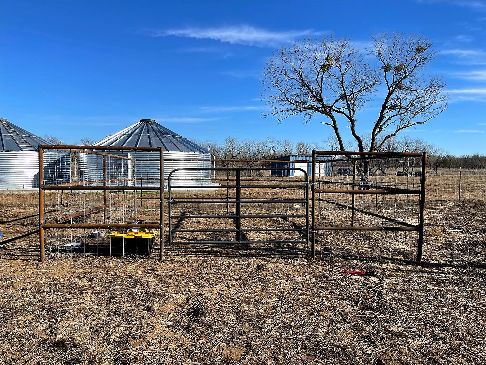 6417 County Road 120, Marble Falls, TX 78654 photo 4