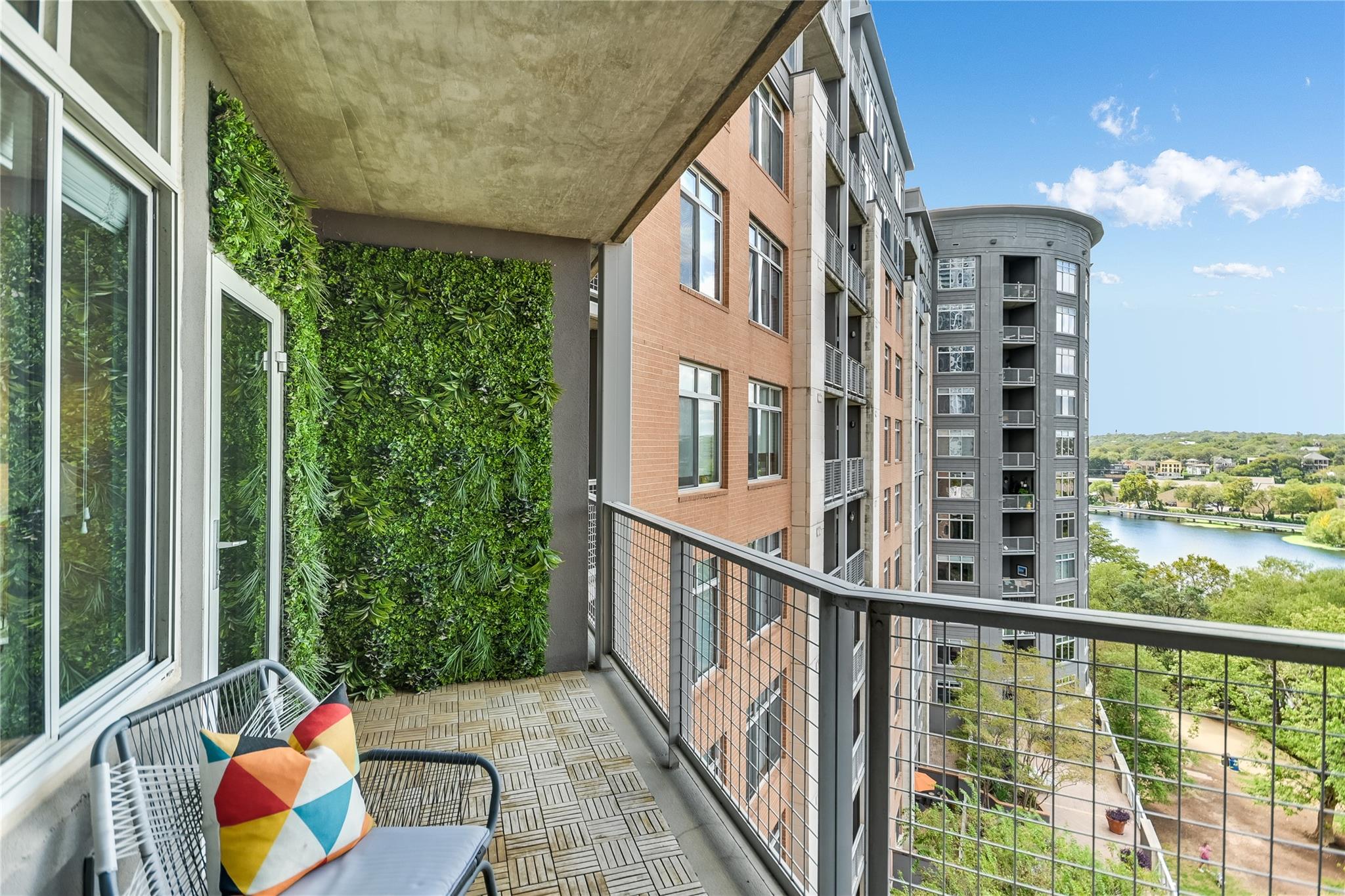54 Rainey ST #920, Austin, TX 78701 photo 3