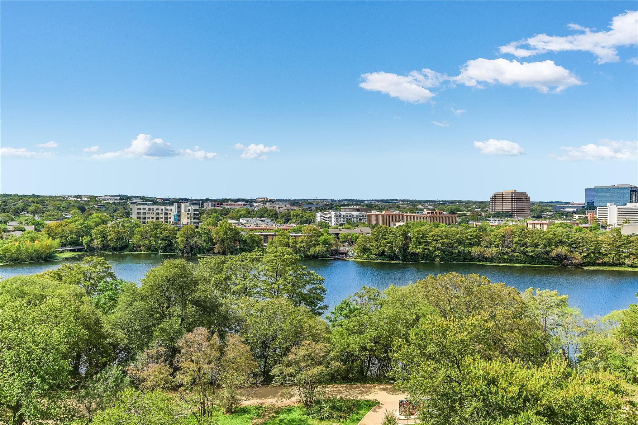 54 Rainey ST #920, Austin, TX 78701 photo 4