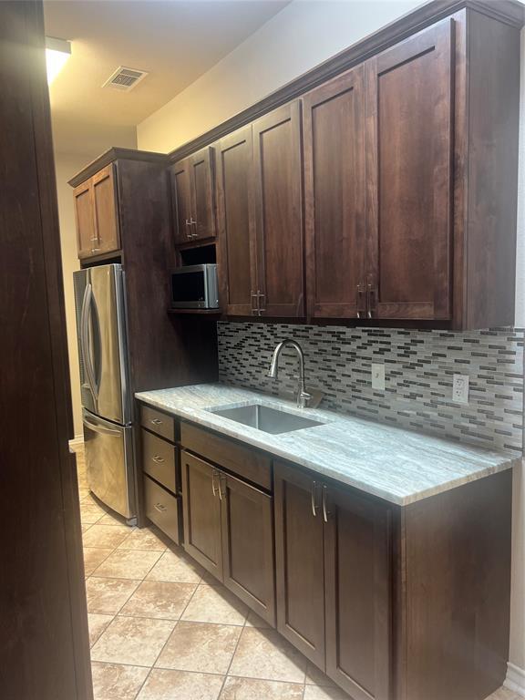 3011 Dawn DR #101, Georgetown, TX 78628 photo 4