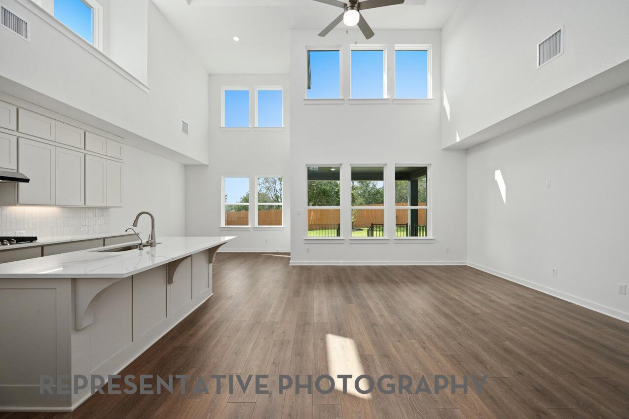 6417 McMurtry ST, Austin, TX 78747 photo 4
