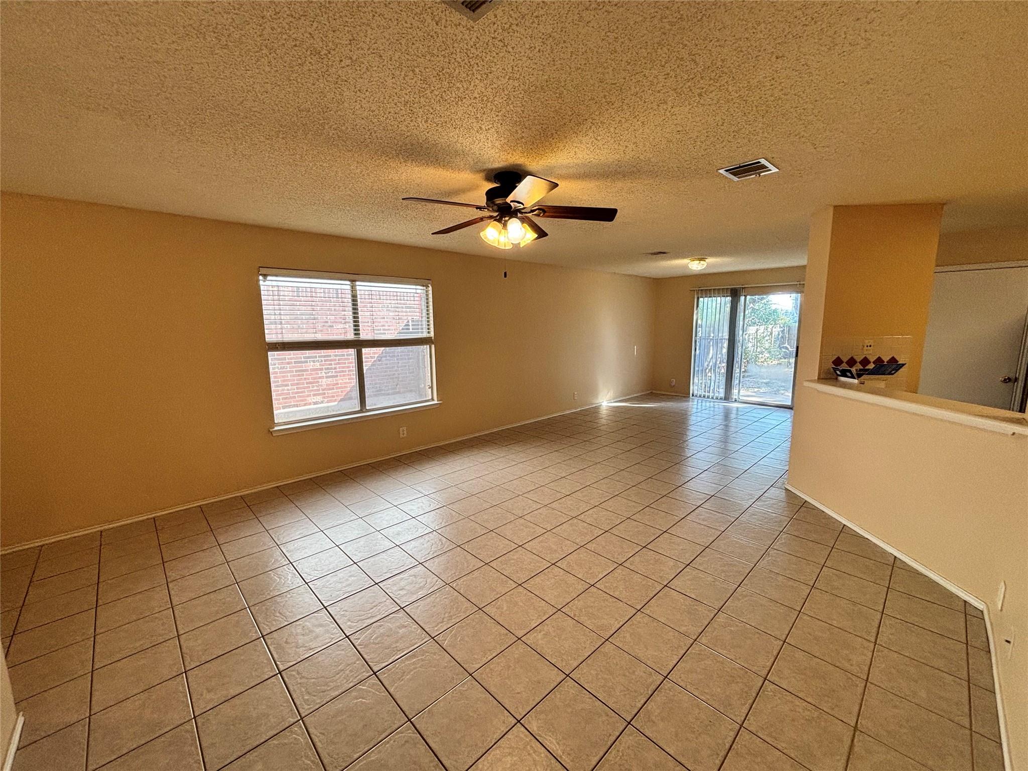 1900 Summer Rain DR, Cedar Park, TX 78613 photo 2