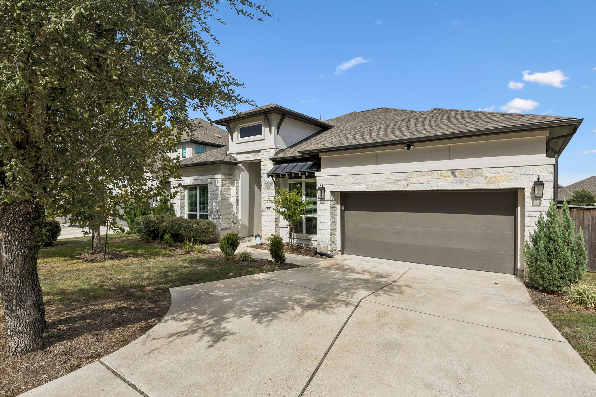 256 Coyote Creek WAY, Kyle, TX 78640 photo 2