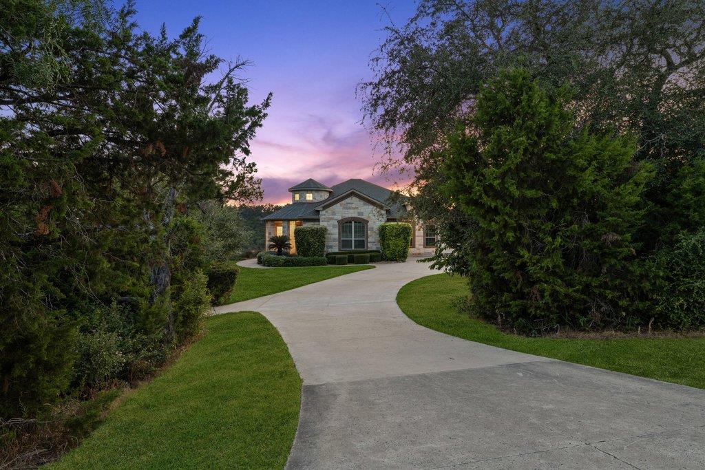 17207 Raynham Hill DR, Austin, TX 78738 photo 3