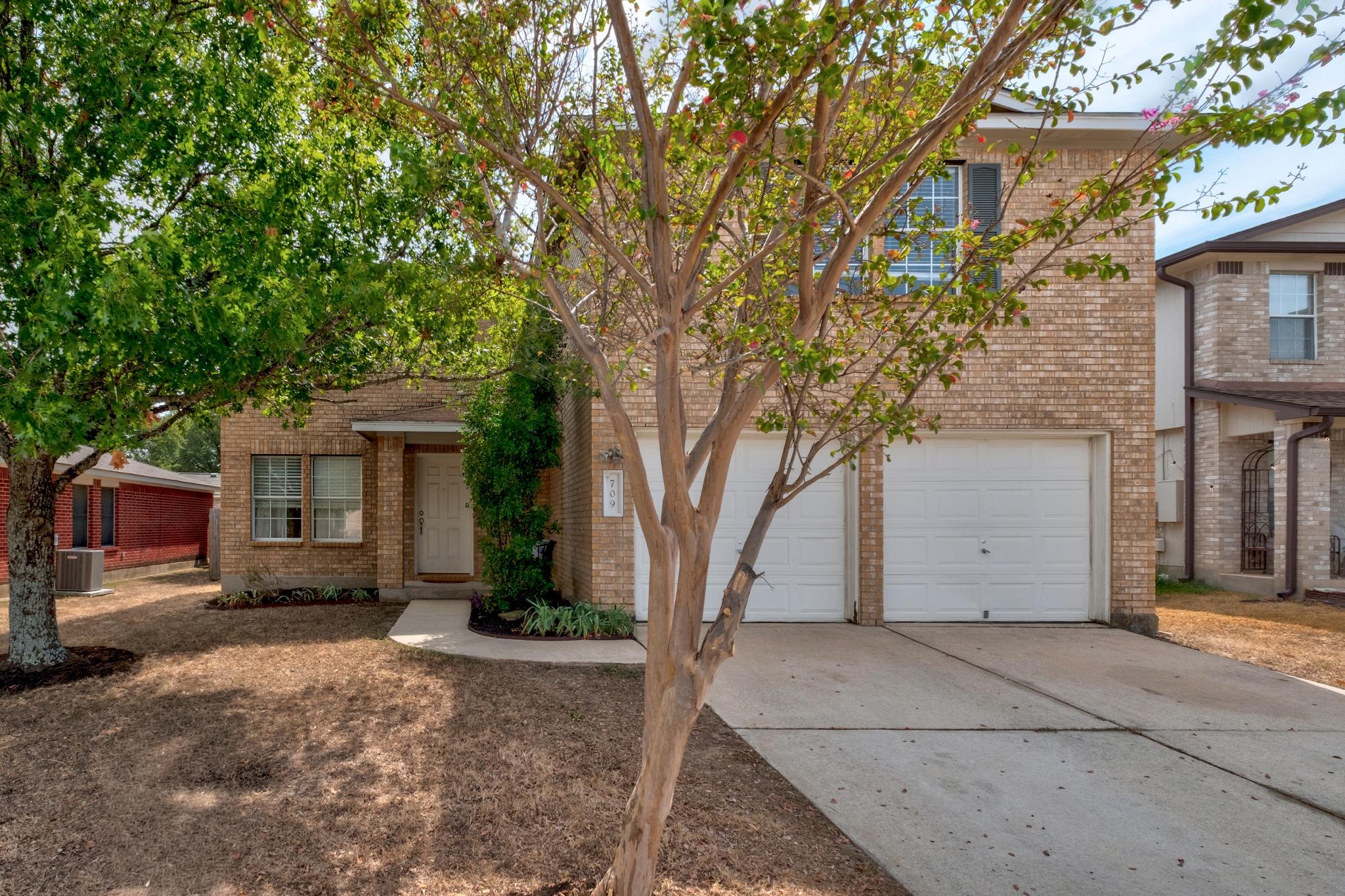 709 Black Isle DR, Pflugerville, TX 78660 photo 2