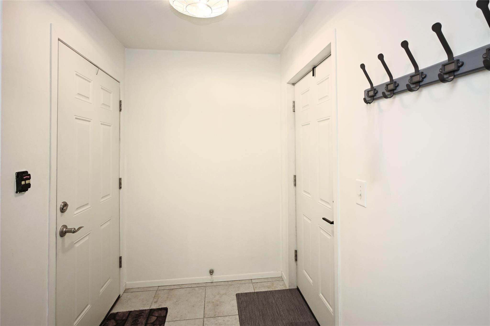1133 Fox Run CIR, New Braunfels, TX 78130 photo 4