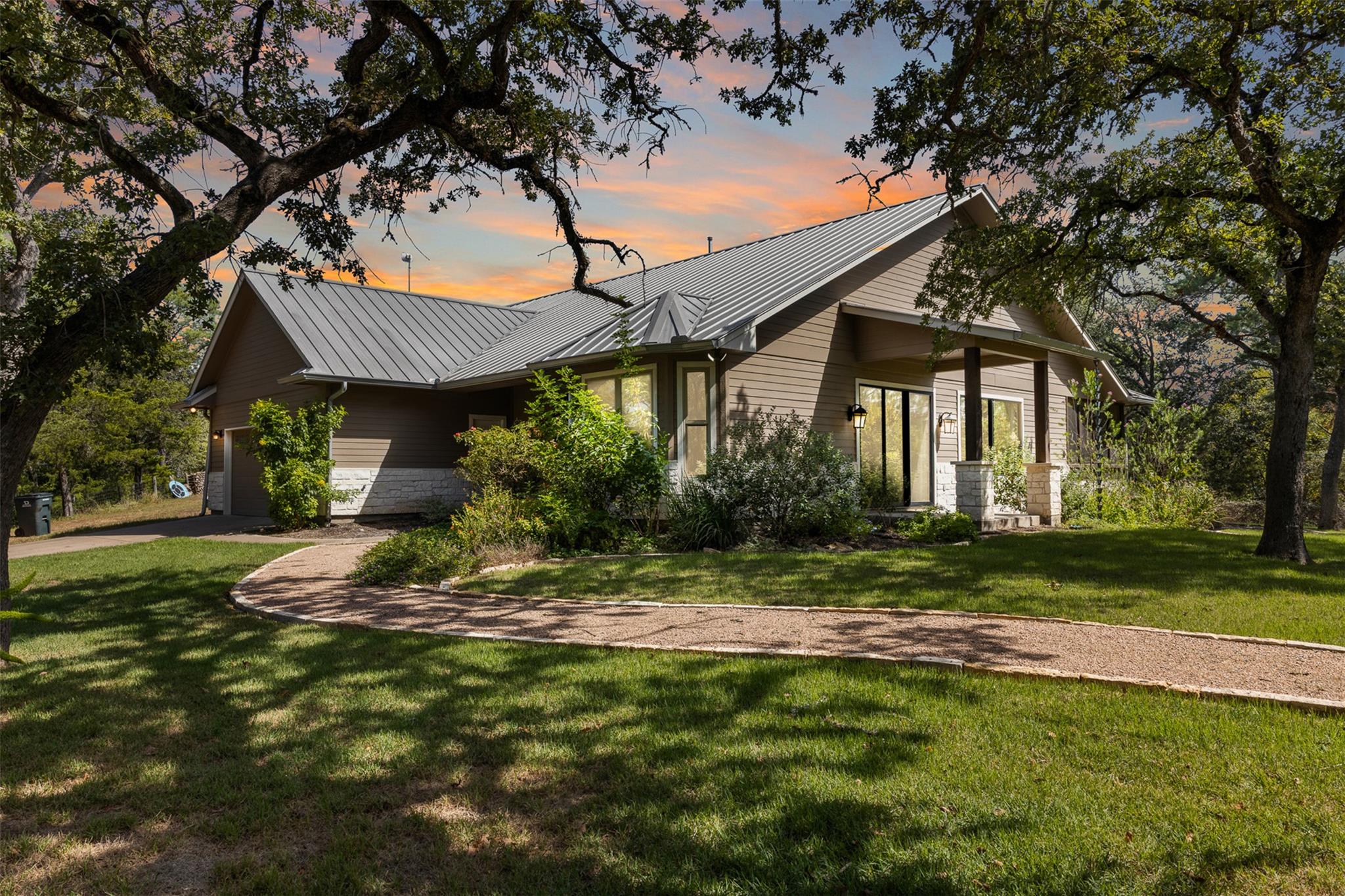 170 Weltner LN, West Point, TX 78963 photo 2