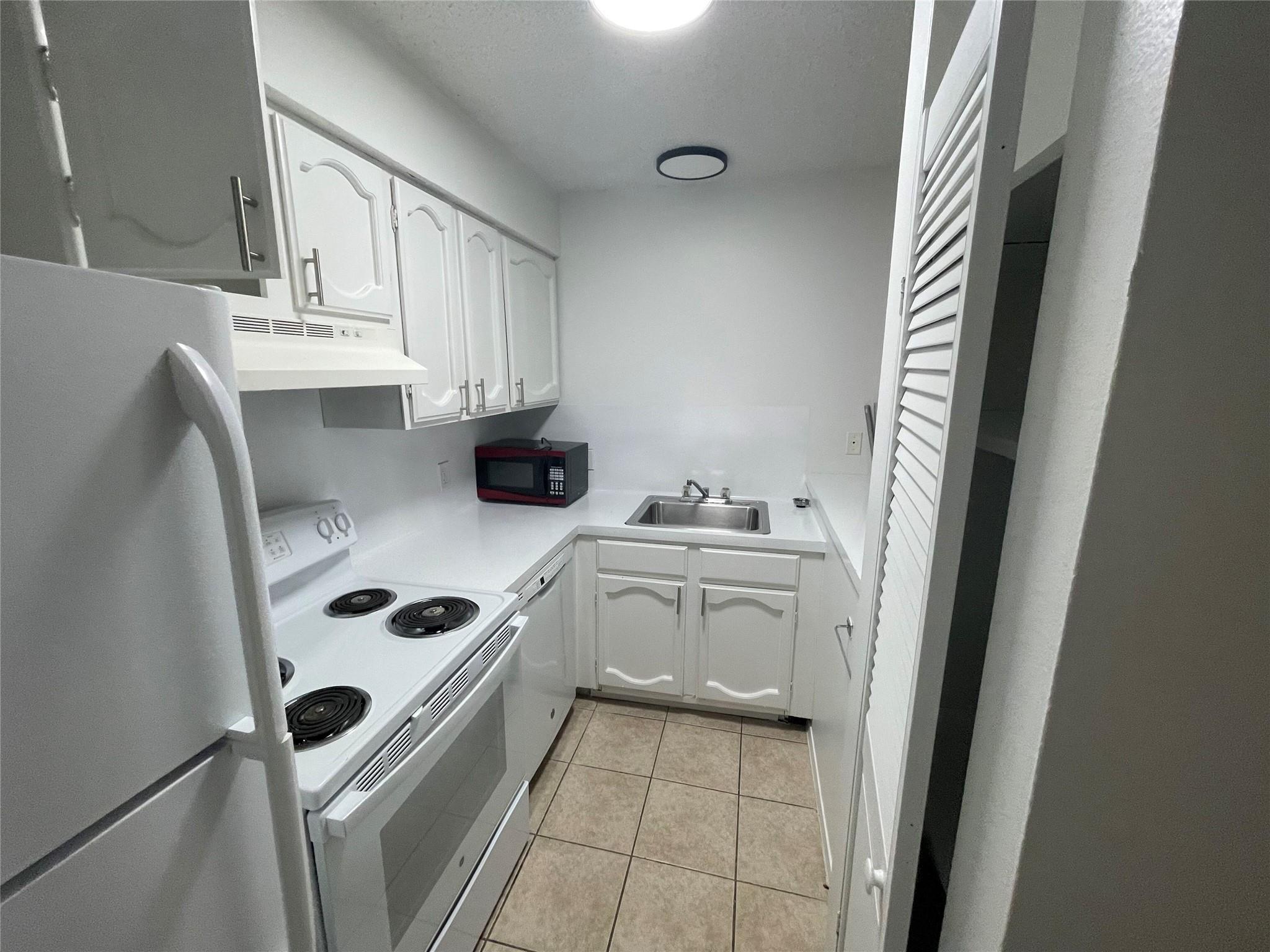 2410 Longview ST #101, Austin, TX 78705 photo 4