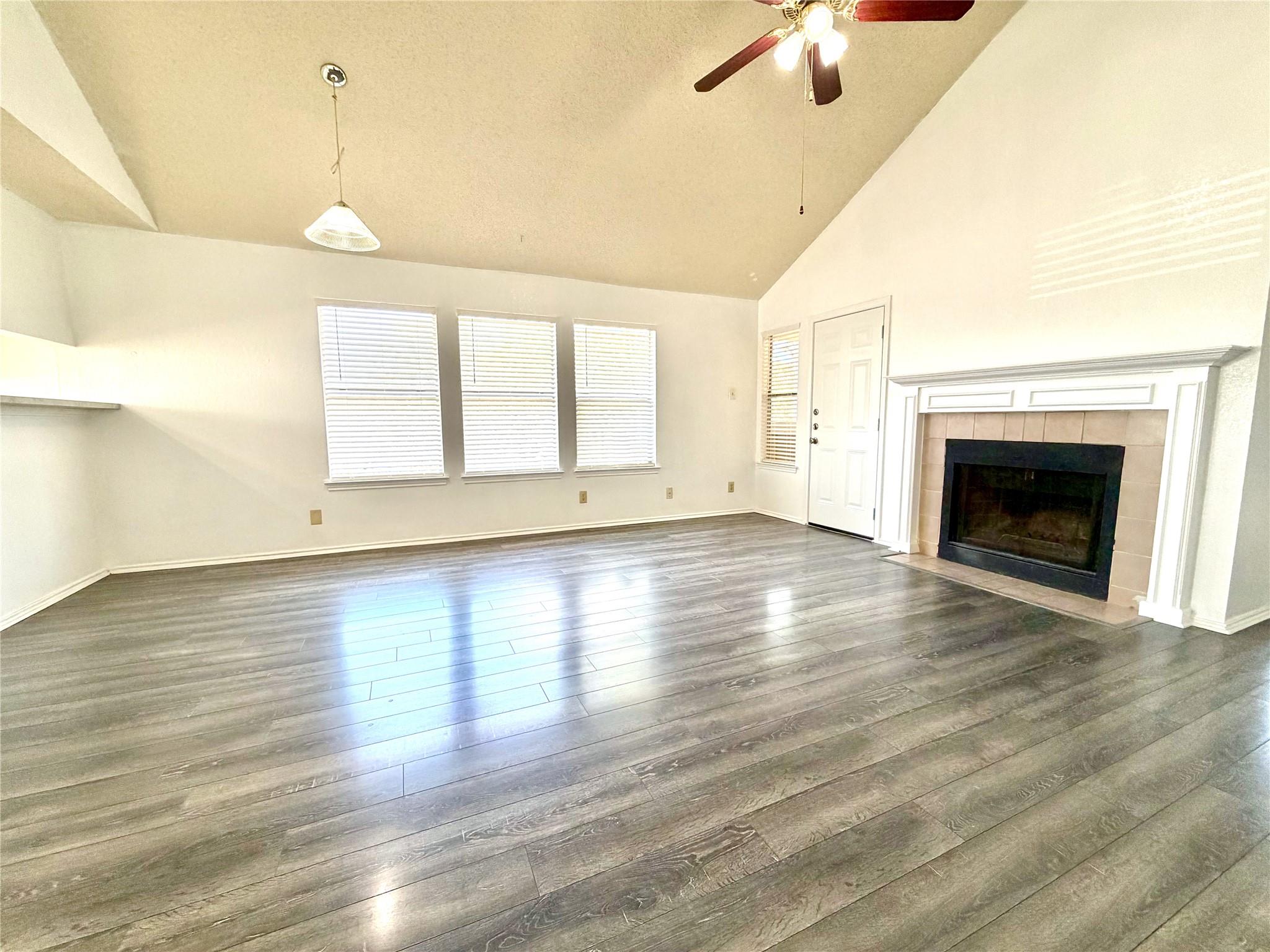 102 Flying Jib CT #A, Lakeway, TX 78734 photo 3