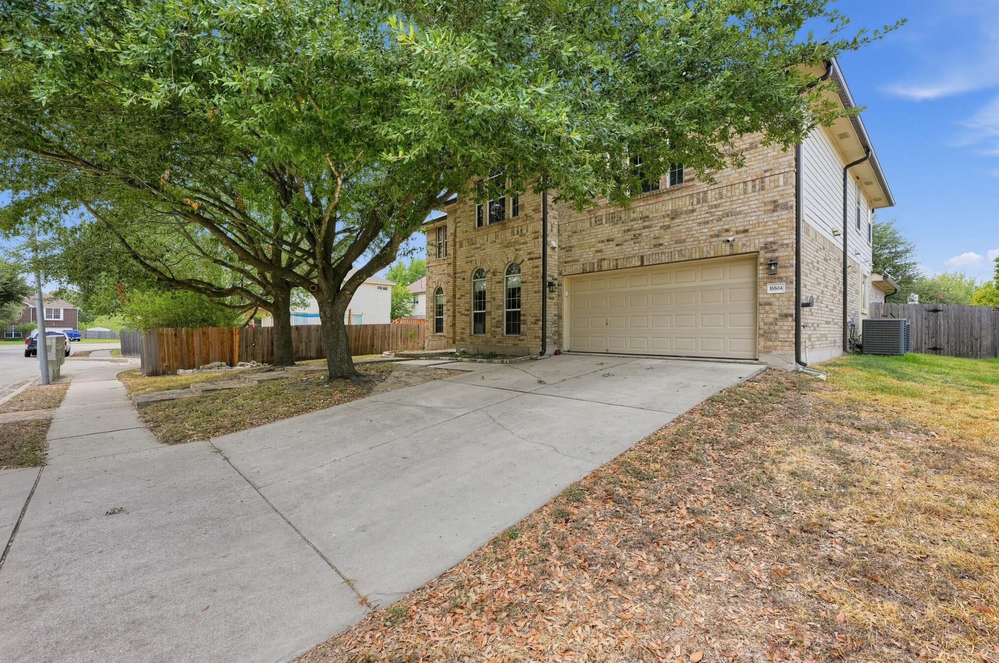 16804 Brewer Blackbird DR, Pflugerville, TX 78660 photo 3