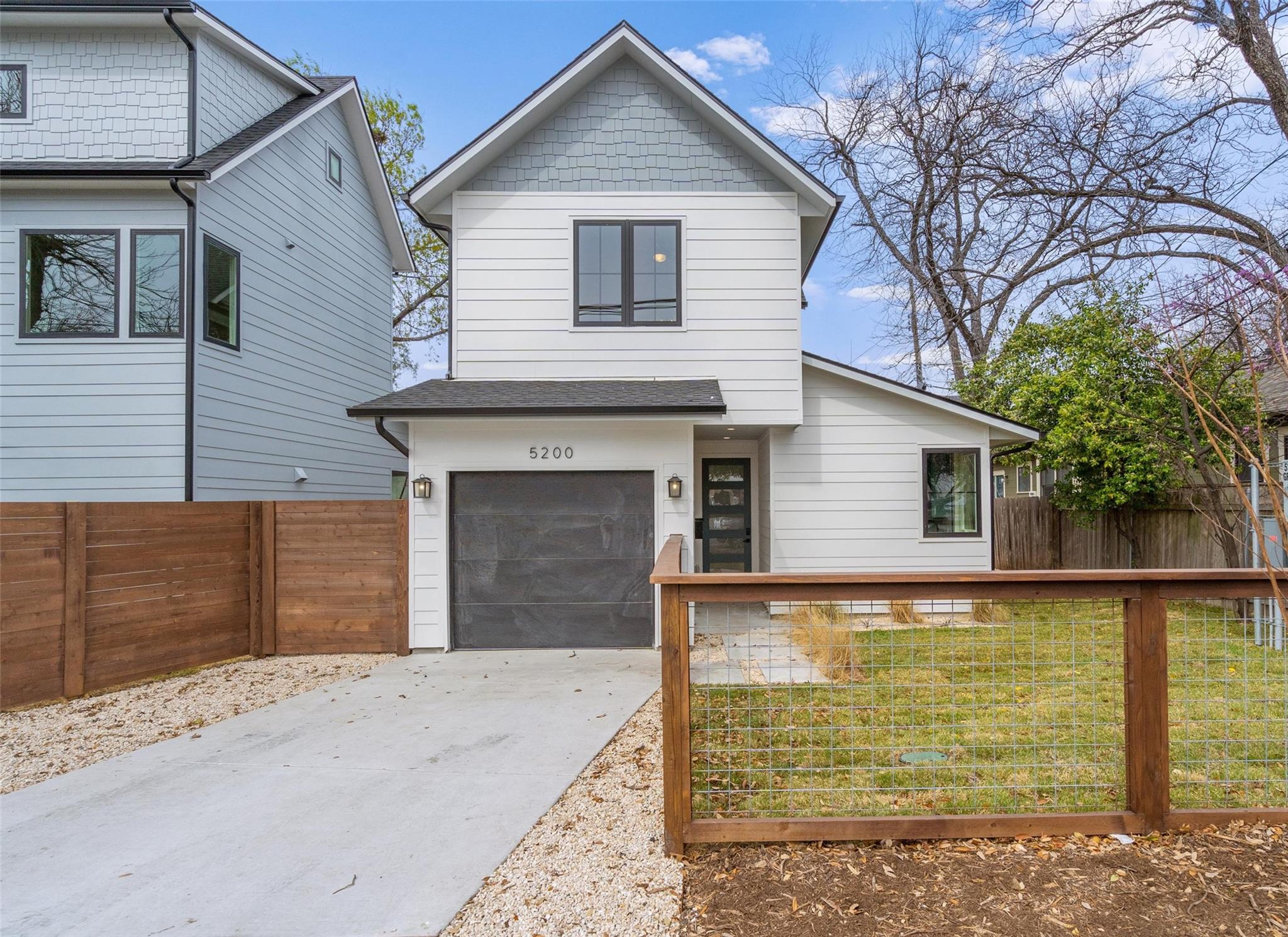 5200 Grover Ave, Austin, TX 78756 photo 2