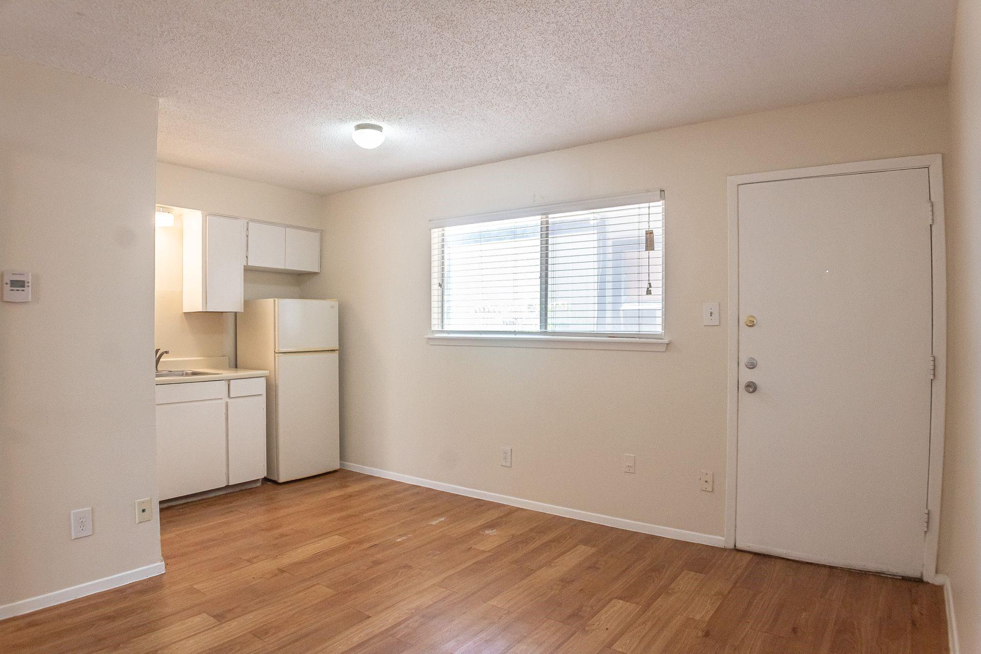 924 Dean Keeton ST #222, Austin, TX 78705 photo 2