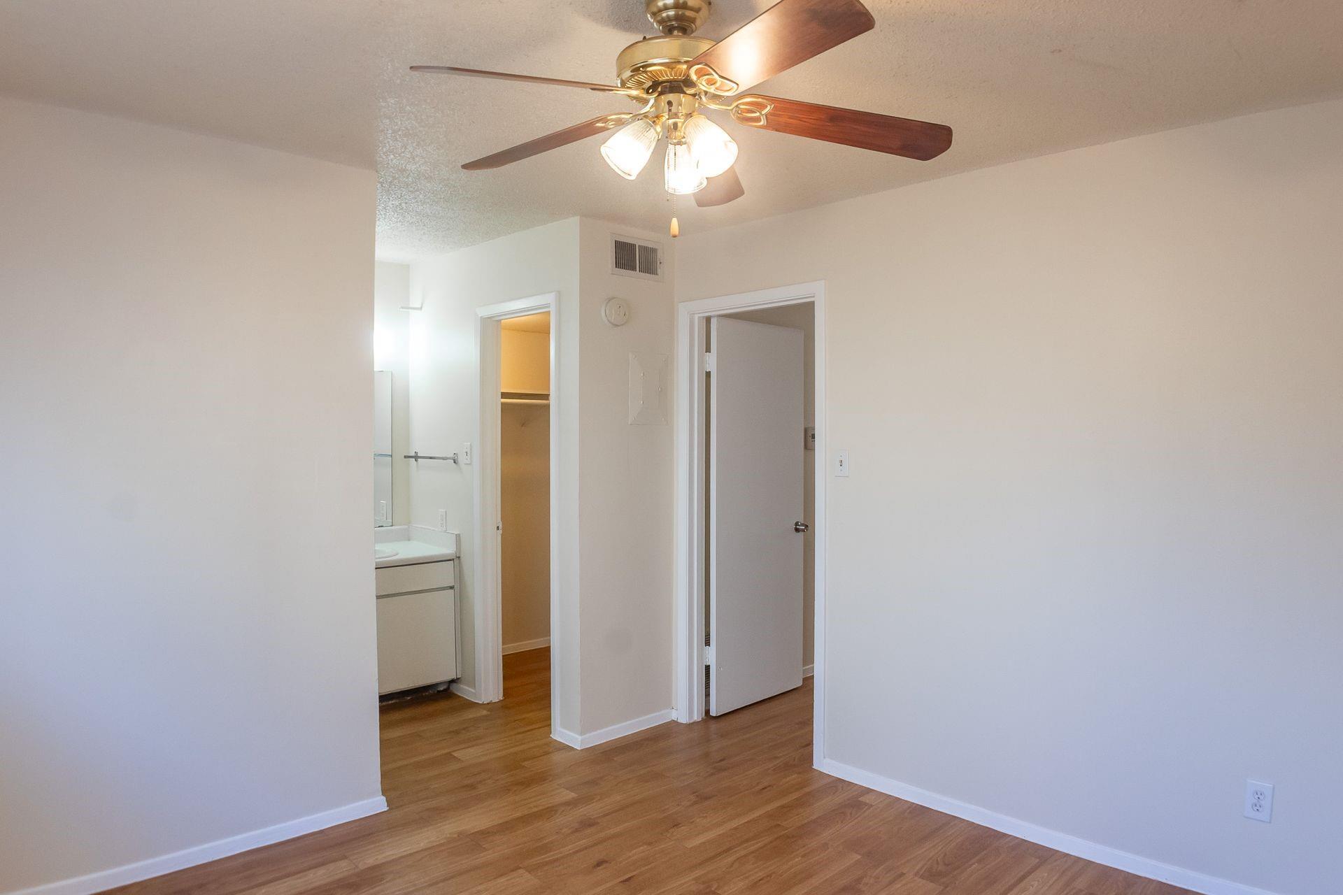 924 Dean Keeton ST #222, Austin, TX 78705 photo 3