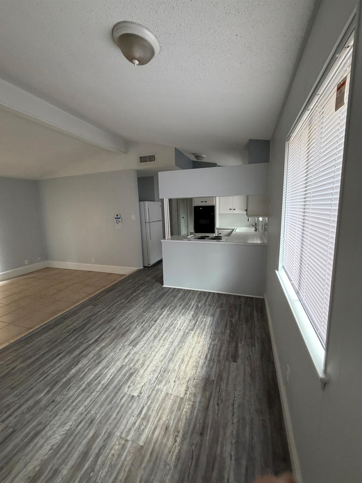 2107 Alta Vista Ave #B, Austin, TX 78704 photo 4
