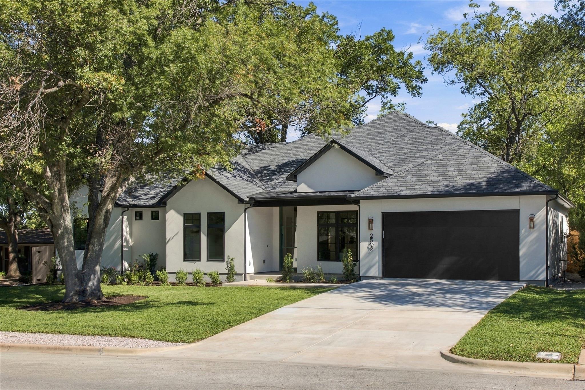 2502 Greenlawn PKWY, Austin, TX 78757 photo 2