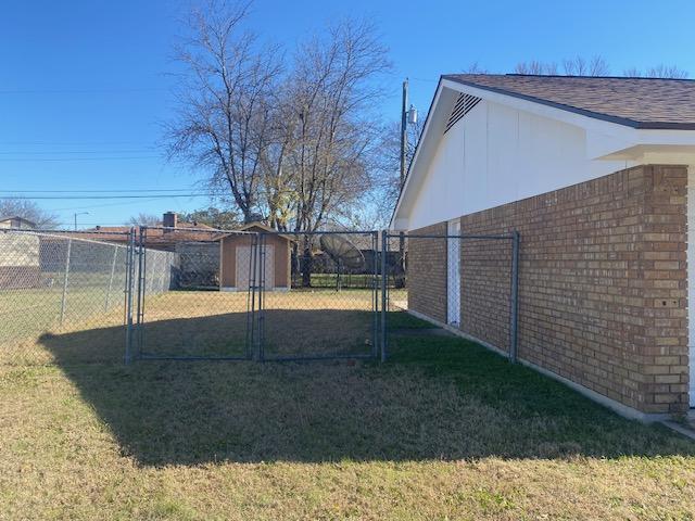 2104 Beta CIR, Killeen, TX 76543 photo 2