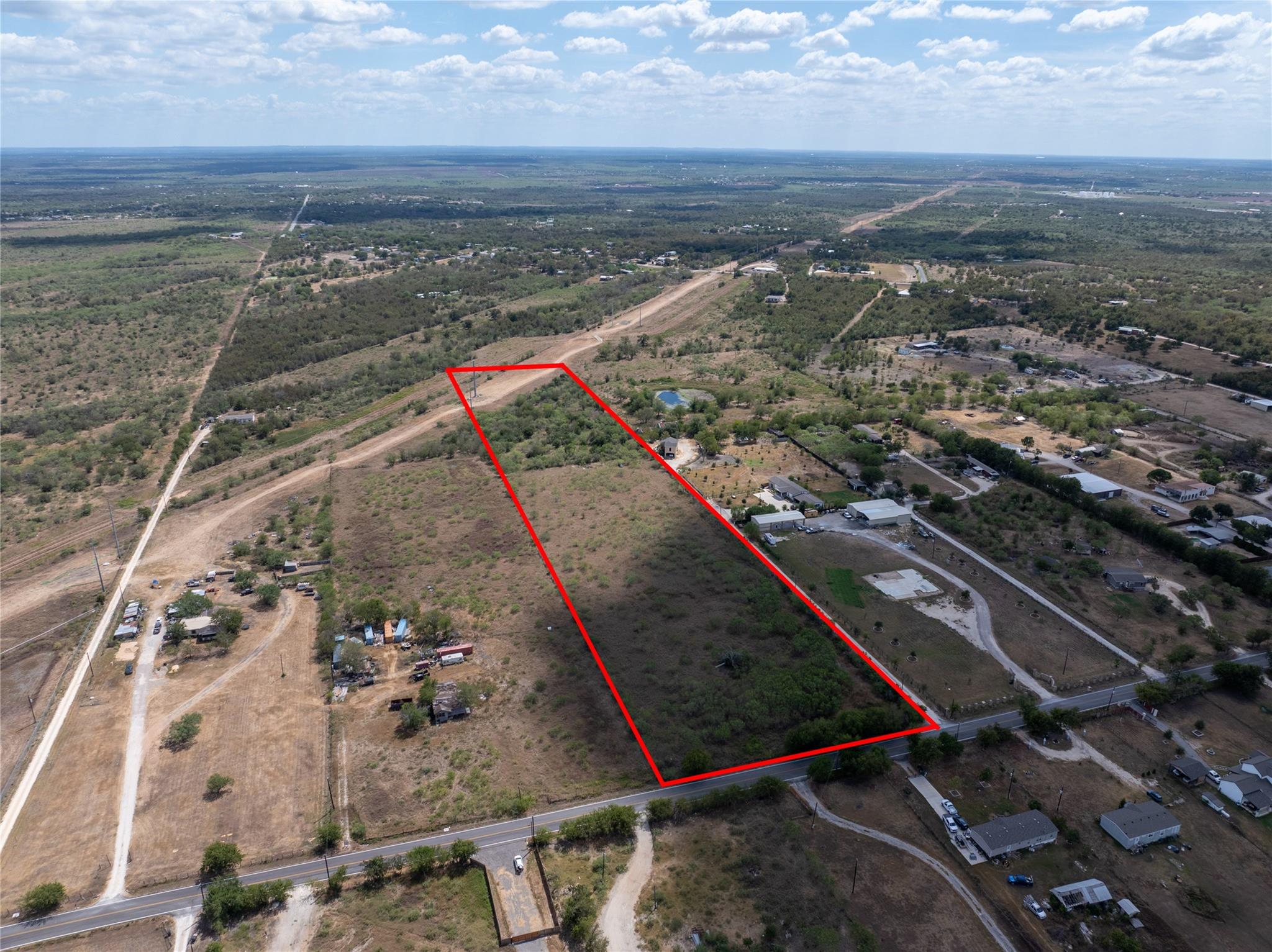 11605 Schriber RD, Buda, TX 78610 photo 4