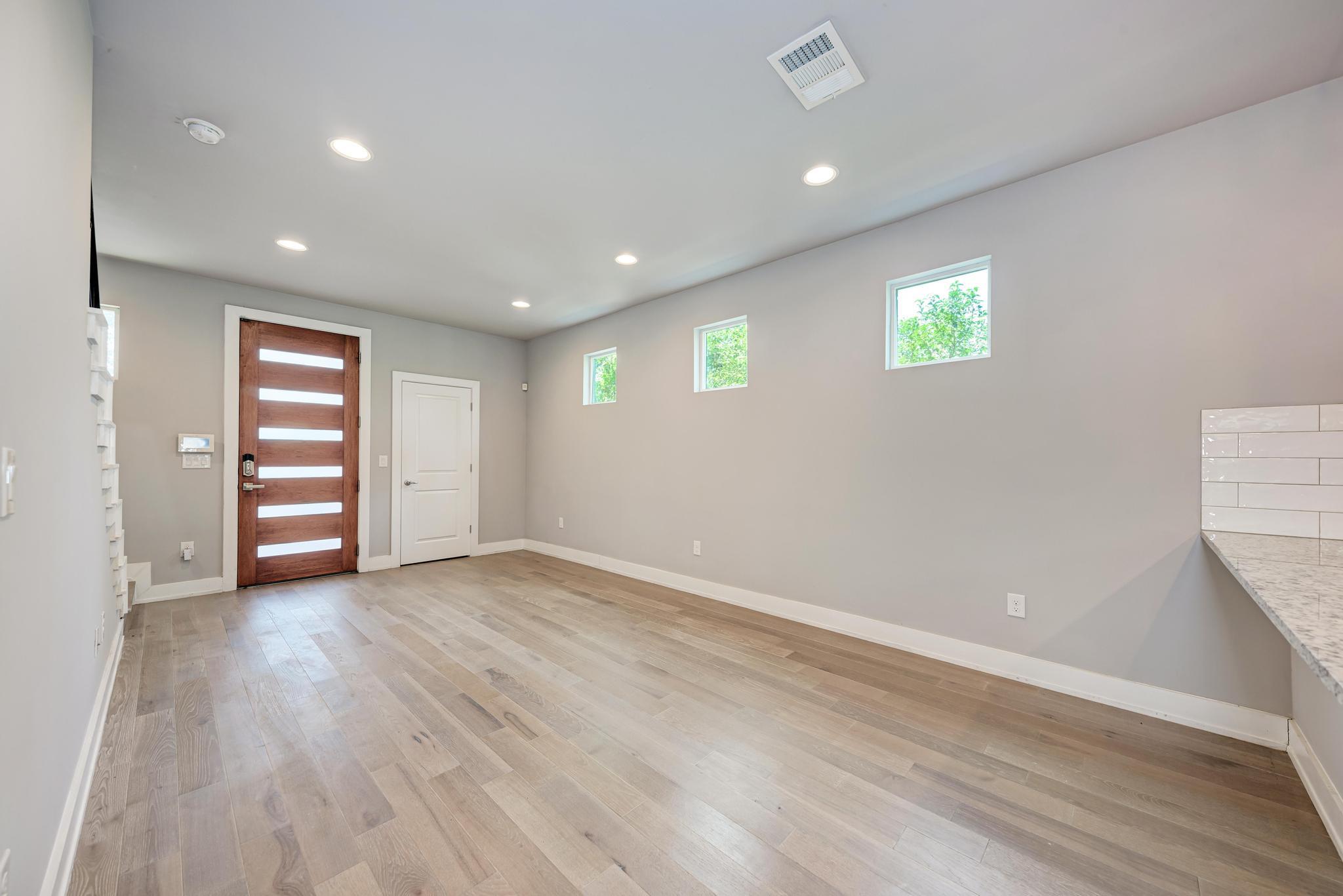 5308 Downs DR #2, Austin, TX 78721 photo 5