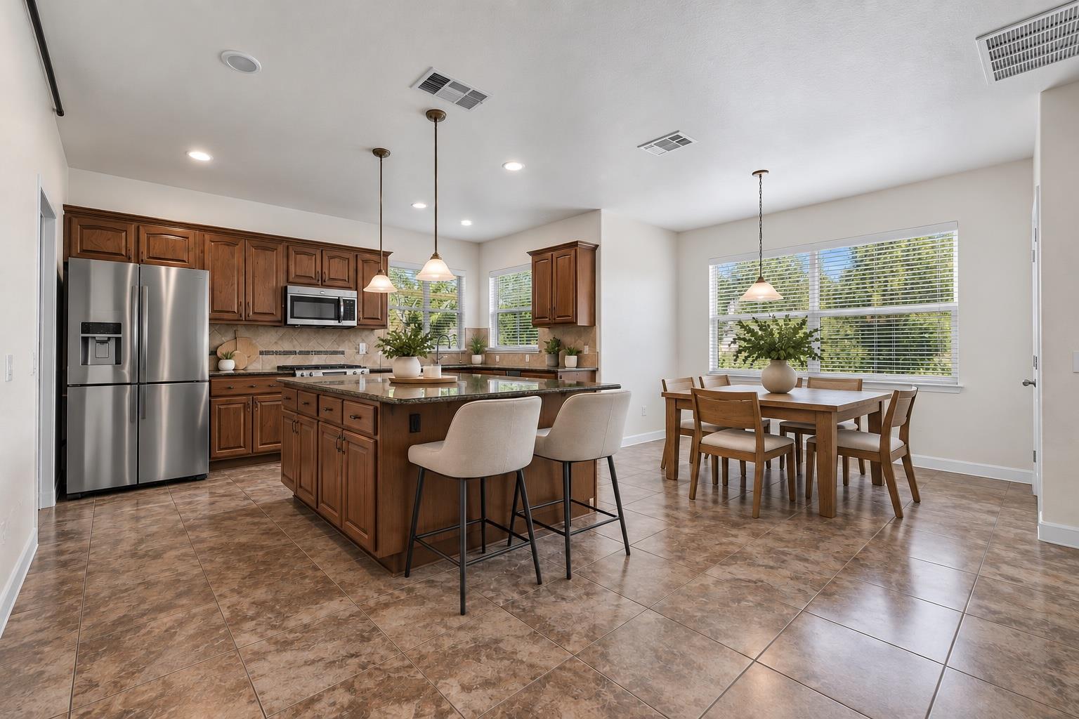 606 Irvin DR, San Marcos, TX 78666 photo 4