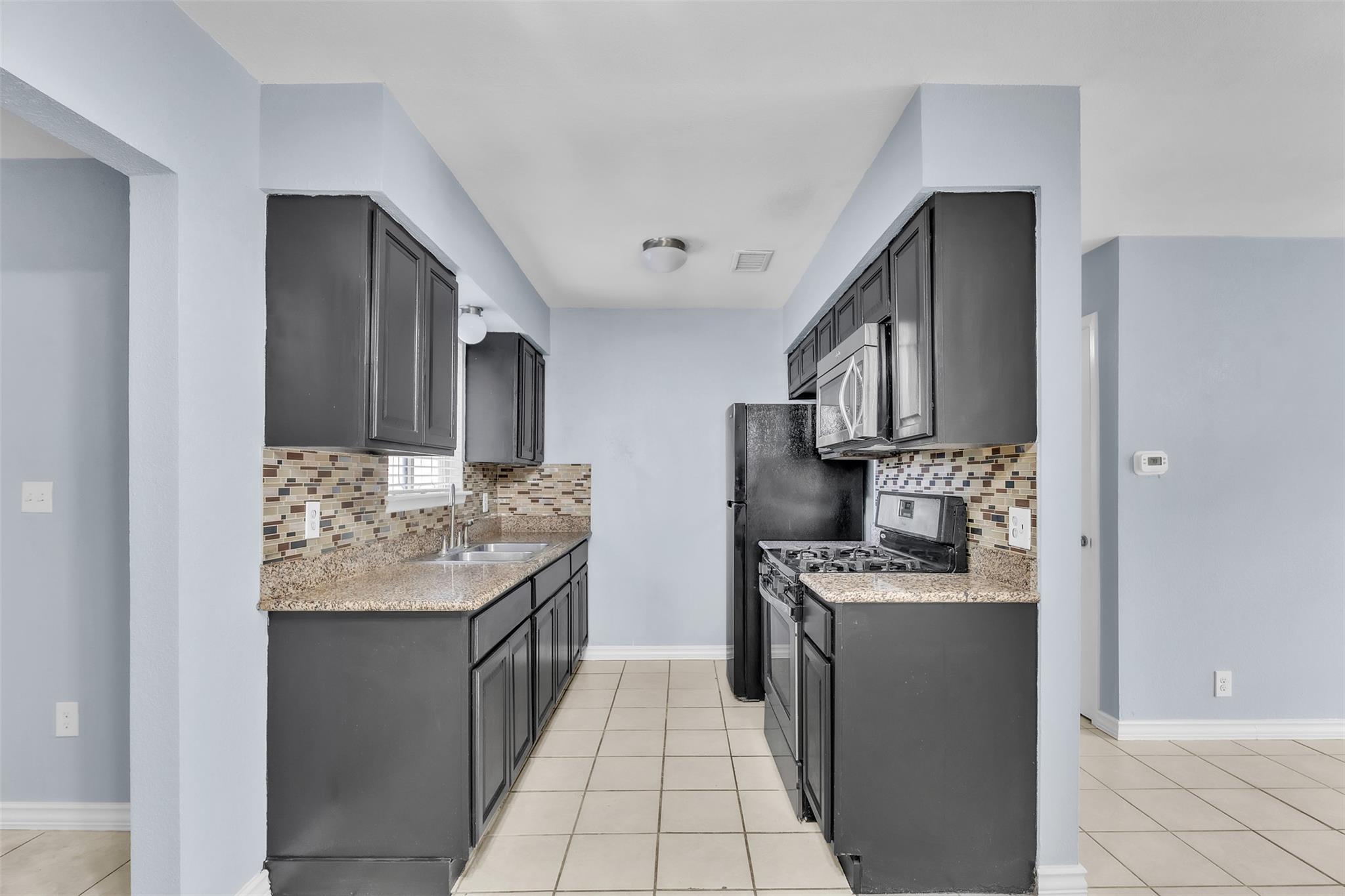 1204 Turtle Creek BLVD, Austin, TX 78745 photo 4