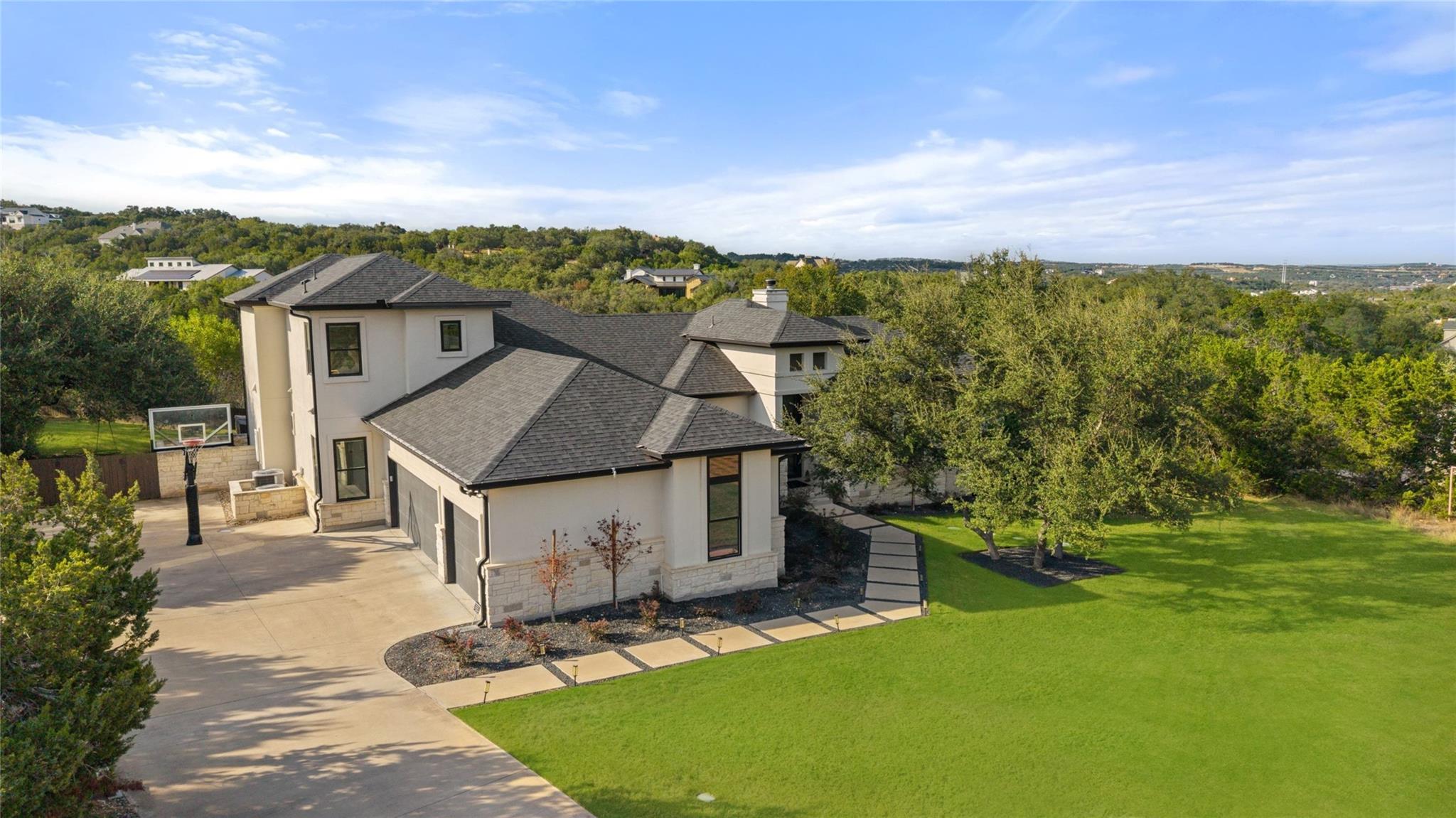 4604 Wild Cow CV, Spicewood, TX 78669 photo 2