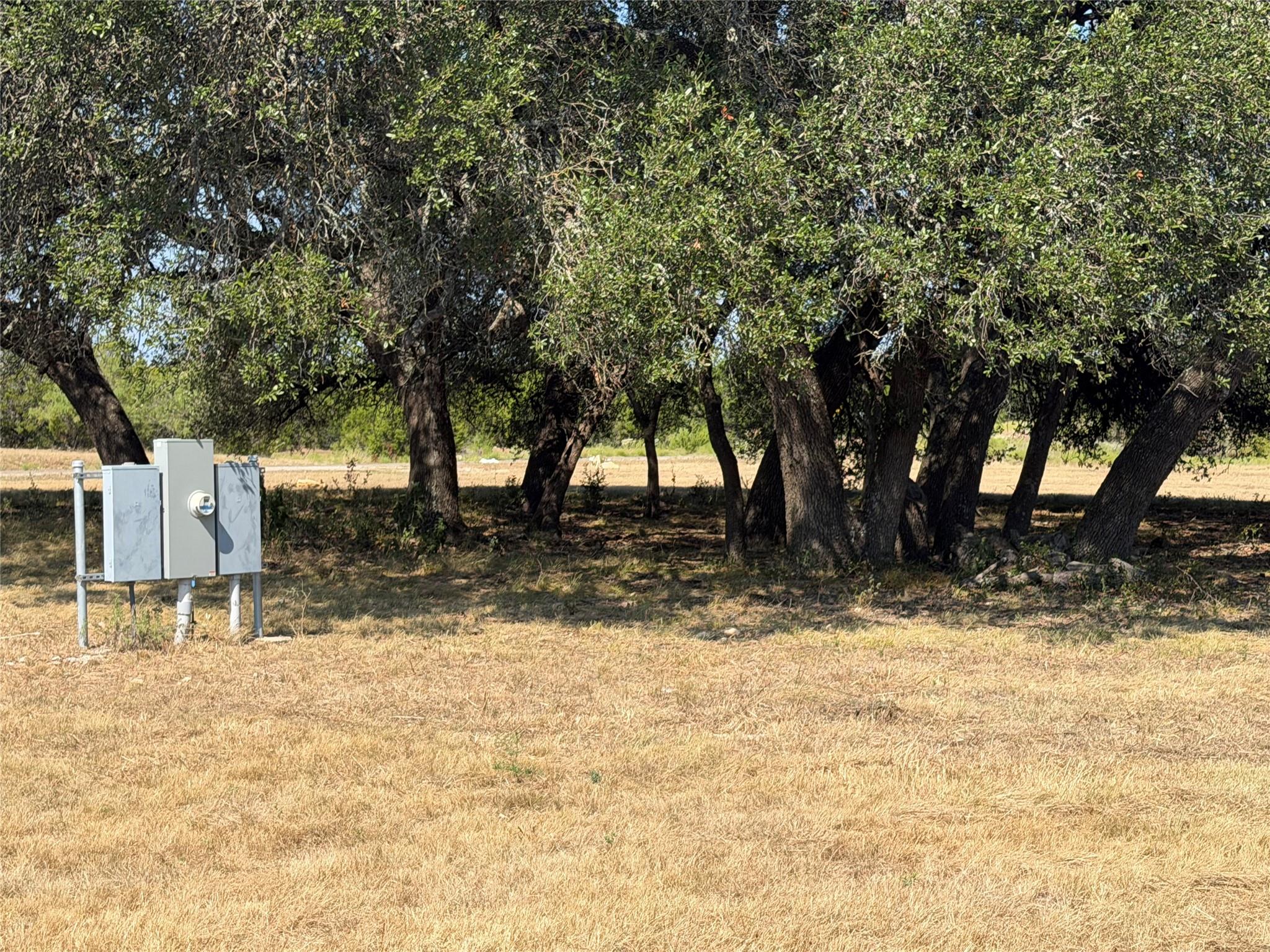 463 Rolling Hills DR, Lampasas, TX 76550 photo 5