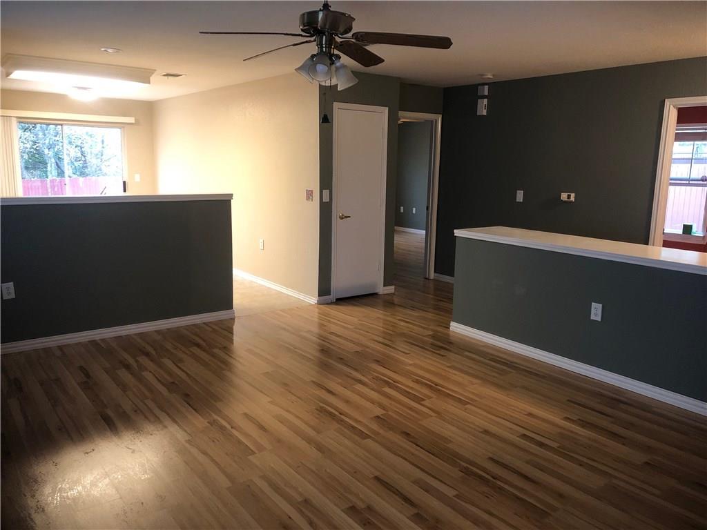2105 Tranquilo TRL, Austin, TX 78744 photo 5