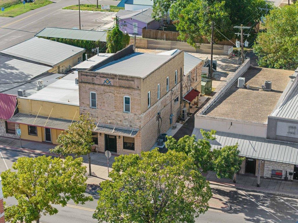107 Center ST, Kyle, TX 78640 photo 2