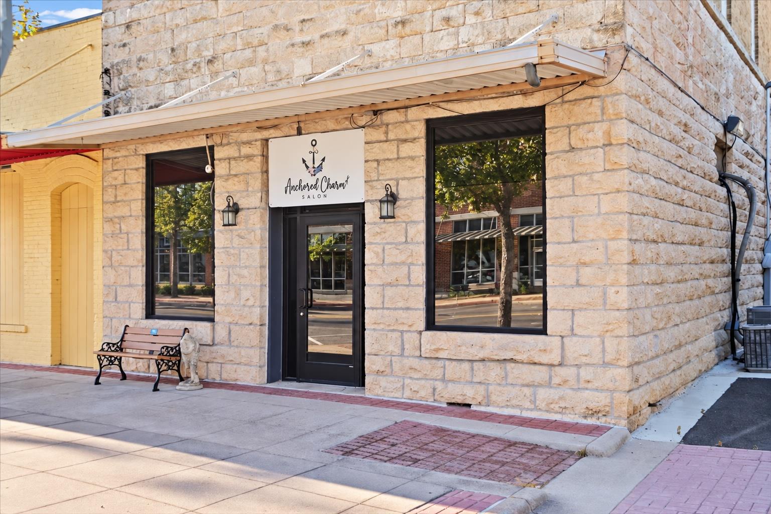 107 Center ST, Kyle, TX 78640 photo 3