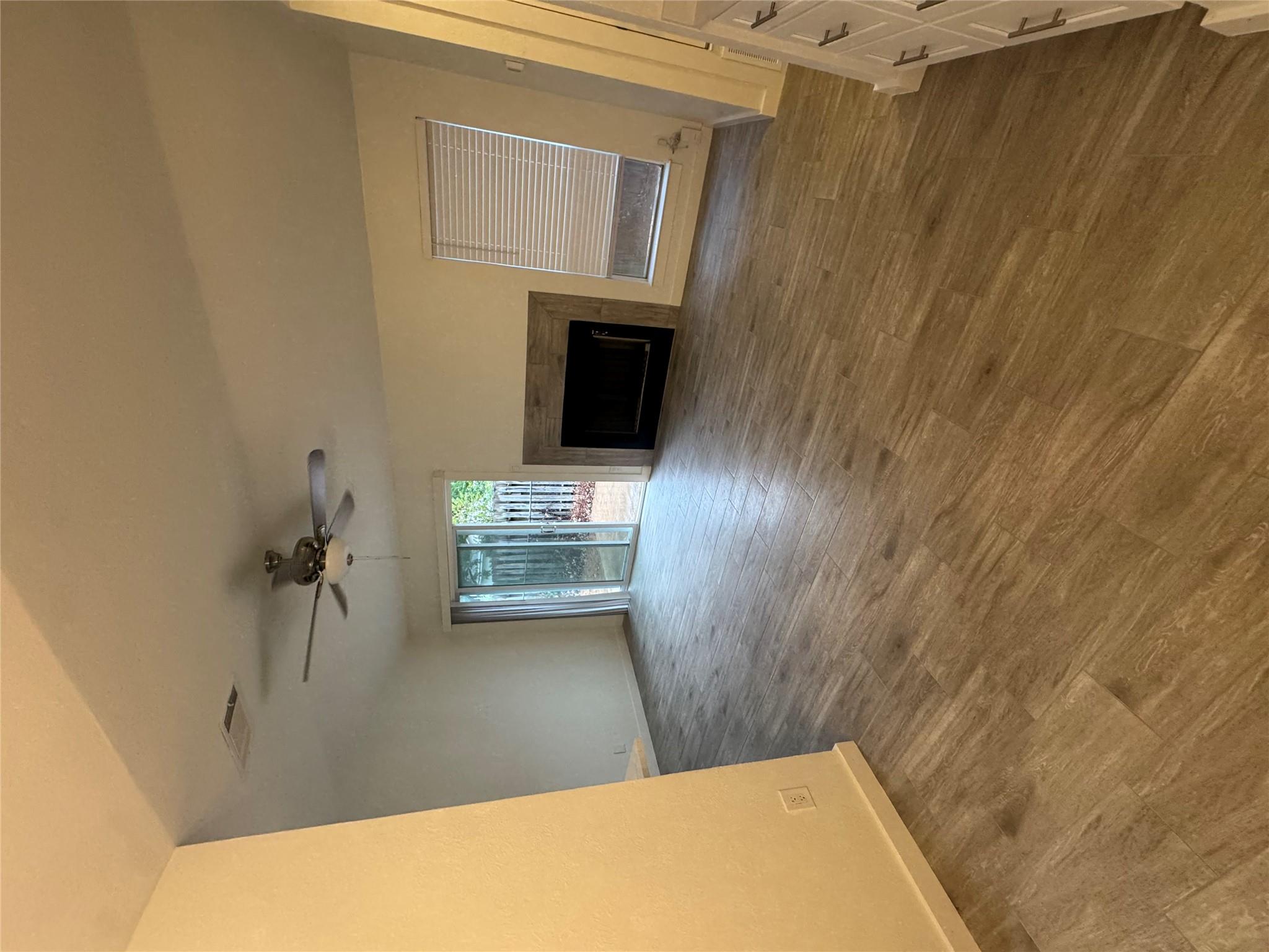 3617 Leafield DR #B, Austin, TX 78749 photo 2