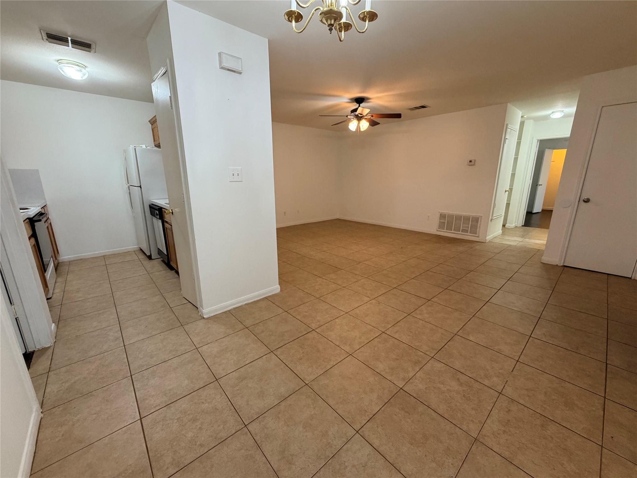 105 Axis Deer TRL #A, Hutto, TX 78634 photo 5