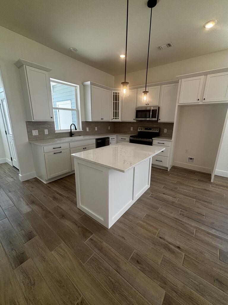 802 Creek ST #103, Fredericksburg, TX 78624 photo 5