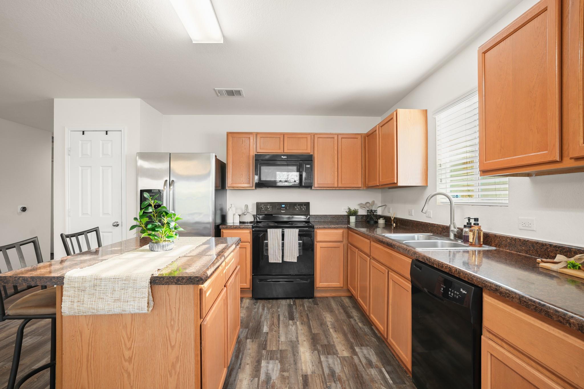9421 China Rose DR, Austin, TX 78724 photo 3