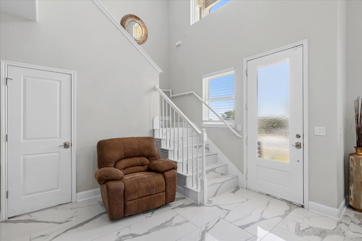 1106 Greenlawn BLVD, Round Rock, TX 78664 photo 5