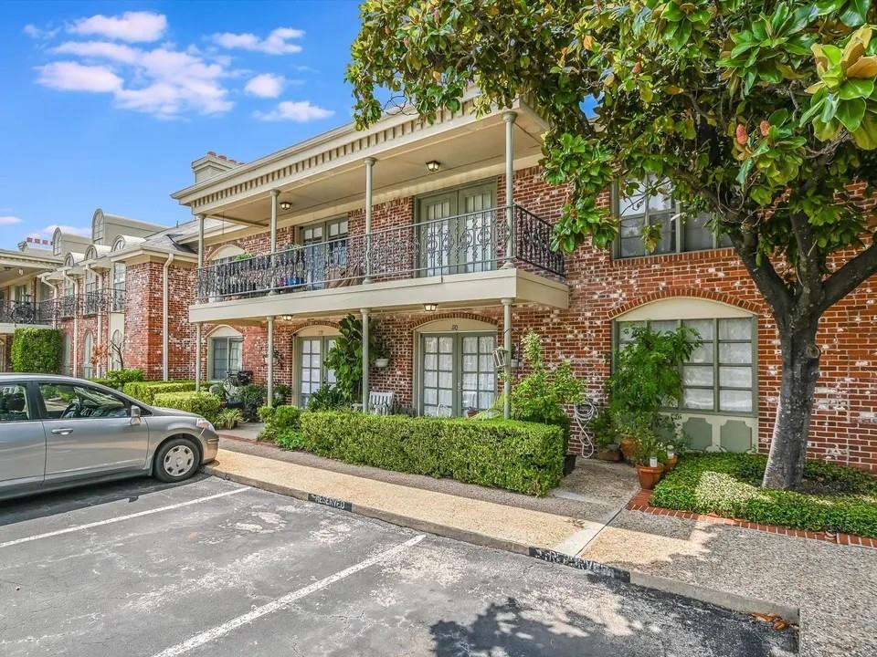Royal Orleans North Condo Amd