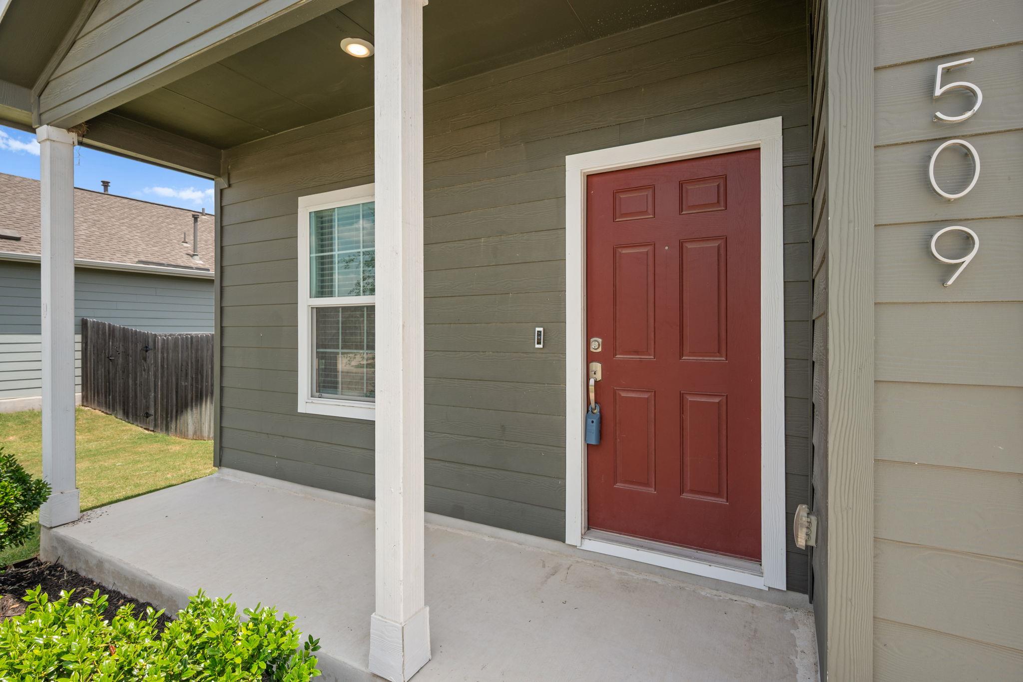 509 Gabriels Bluff DR, Georgetown, TX 78626 photo 3