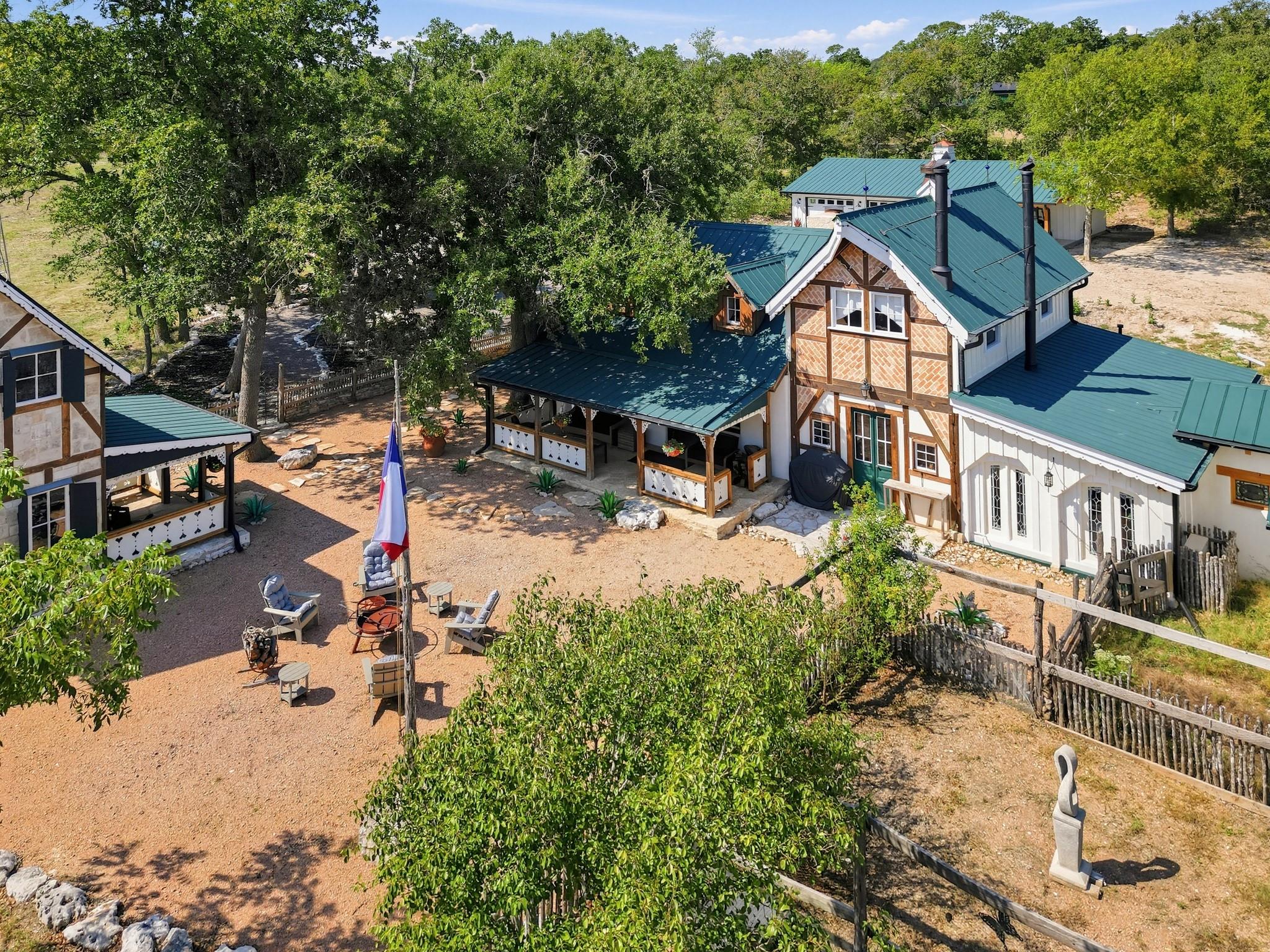 328 Himmel RD, Fredericksburg, TX 78624 photo 5